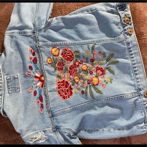 Cute print jean jacket.